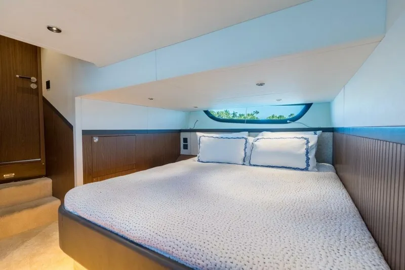 Slide: The Image of ECLIPSE 505 Shadow - 2026 ECLIPSE 505 Shadow - 5958423