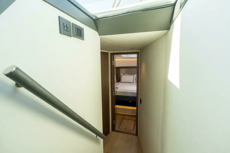 Slide: The Image of ECLIPSE 505 Shadow - 2026 ECLIPSE 505 Shadow - 7653081