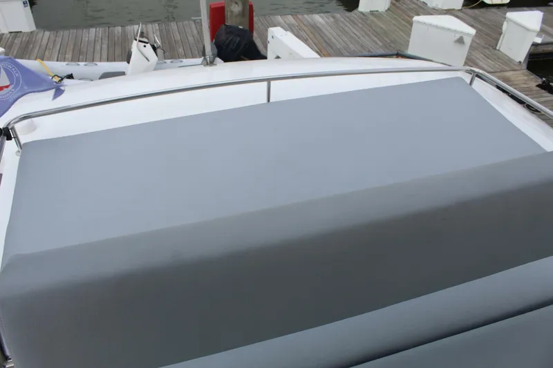 Slide: The Image of Lagoon 43 Power Cat 2004 - 5958262