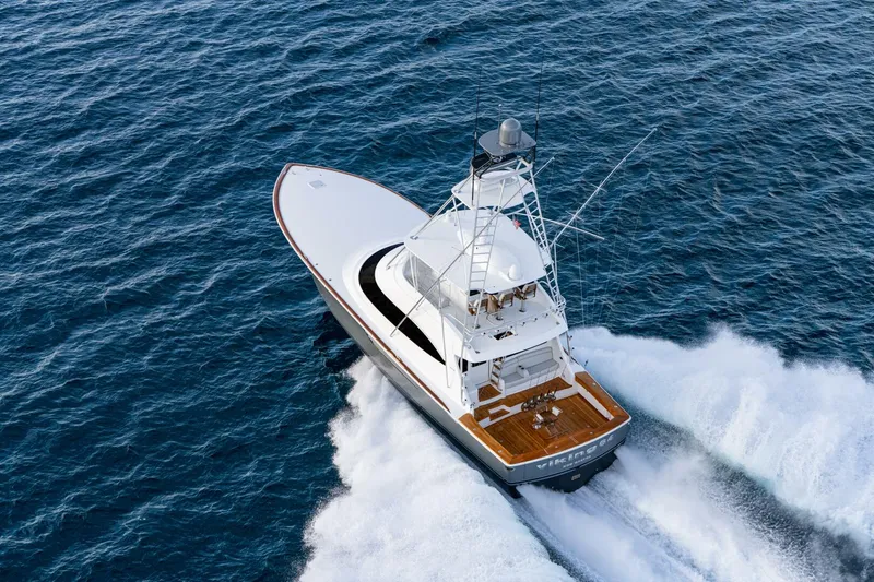 Slide: The Image of Viking 64 Convertible 2026 - 5960922