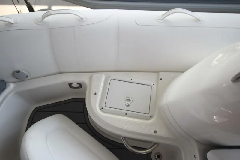 Slide: The Image of Zodiac Yachtline 440 DL NEO 2026 - 5965005