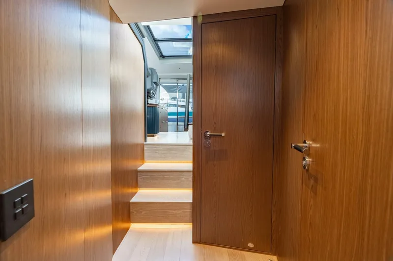 Slide: The Image of ECLIPSE 505 Shadow -  2025 ECLIPSE 505 Shadow - 5959134