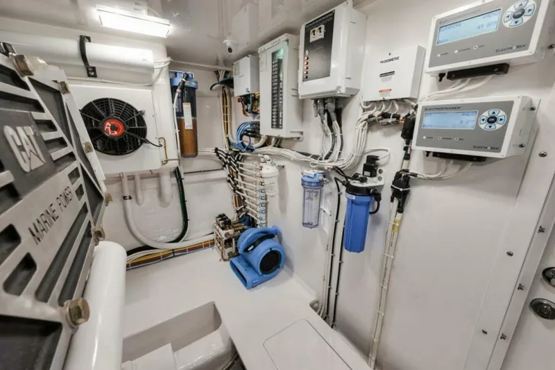 Slide: The Image of Viking 72 Skybridge - Chelsea -Engine Room 2024 Viking 72 Skybridge Chelsea - 5959094
