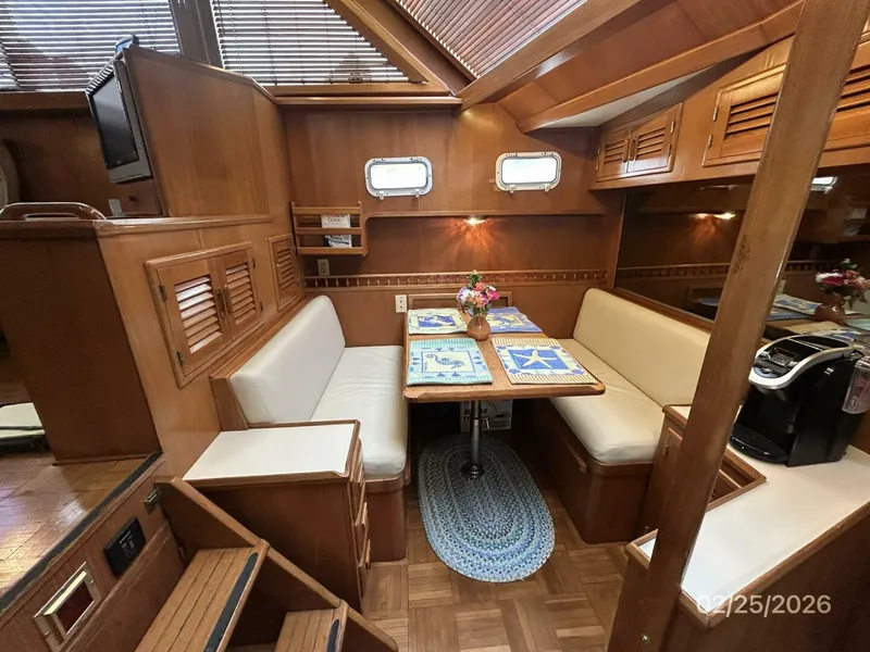 Slide: The Image of 42' Jefferson dinette2 - 5959155