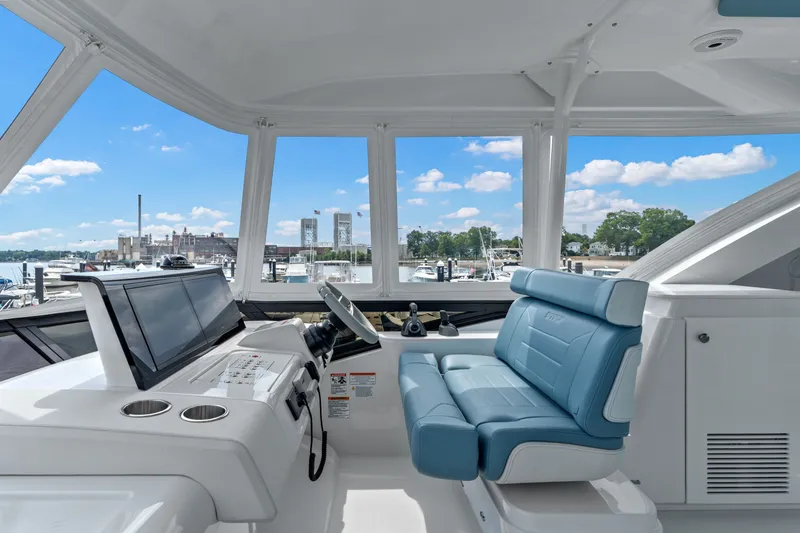 Slide: The Image of Cruisers 57 FLY 2026 - 7142064