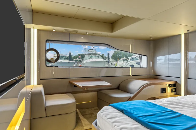Slide: The Image of Cruisers 57 FLY 2026 - 7142044