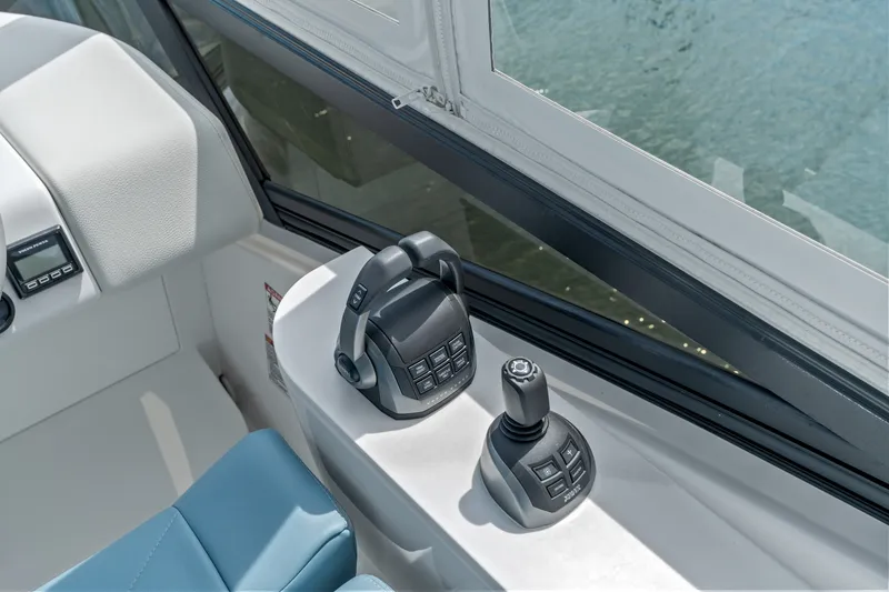 Slide: The Image of Cruisers 57 FLY 2026 - 7142071