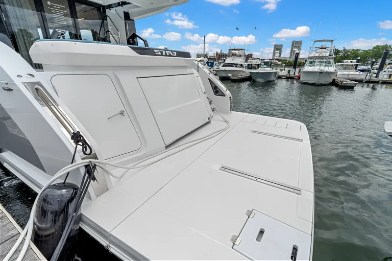 Slide: The Image of Cruisers 57 FLY 2026 - 7142004
