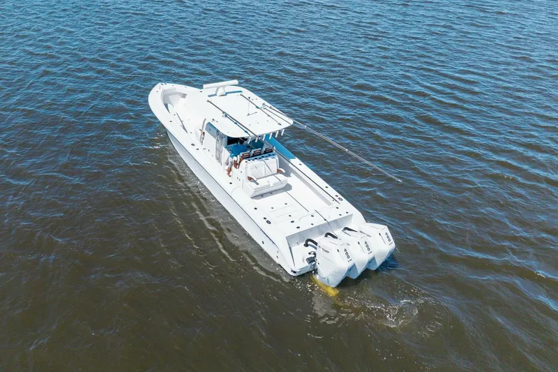 Slide: The Image of Bahama 41 - Tangaroa -  2024 Bahama 41 CC - Tangaroa - 5959784