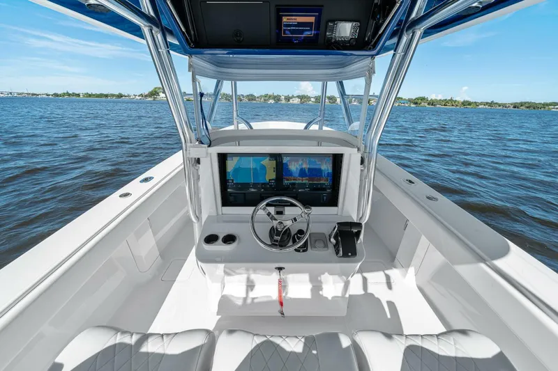 Slide: The Image of Bahama 41 - Tangaroa -  2024 Bahama 41 CC - Tangaroa - 5959835