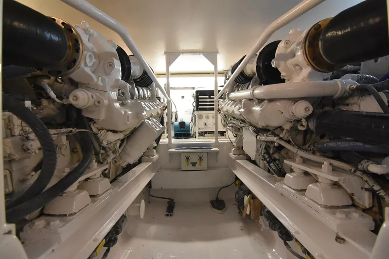 Slide: The Image of Viking 58 - Legacy -  1999 Viking 58 Convertible - Legacy - 5960034