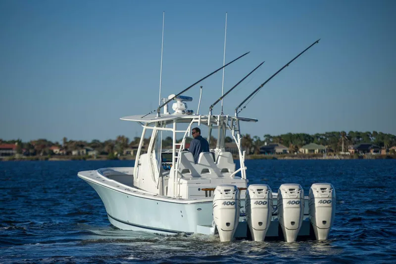 Slide: The Image of Regulator 41 - Wound Up II - Profile 2016 Regulator 41 Center Console - Wound Up II - 5959995