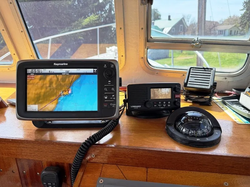 Slide: The Image of Seaworthy Downeast 28 2000 - 6121305