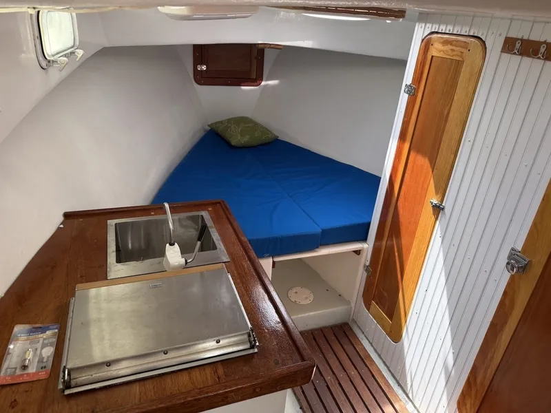 Slide: The Image of Seaworthy Downeast 28 2000 - 6121297