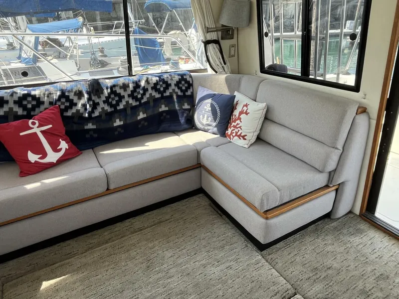 Slide: The Image of Salon S Aft Salon facing aft starboard - 5972658