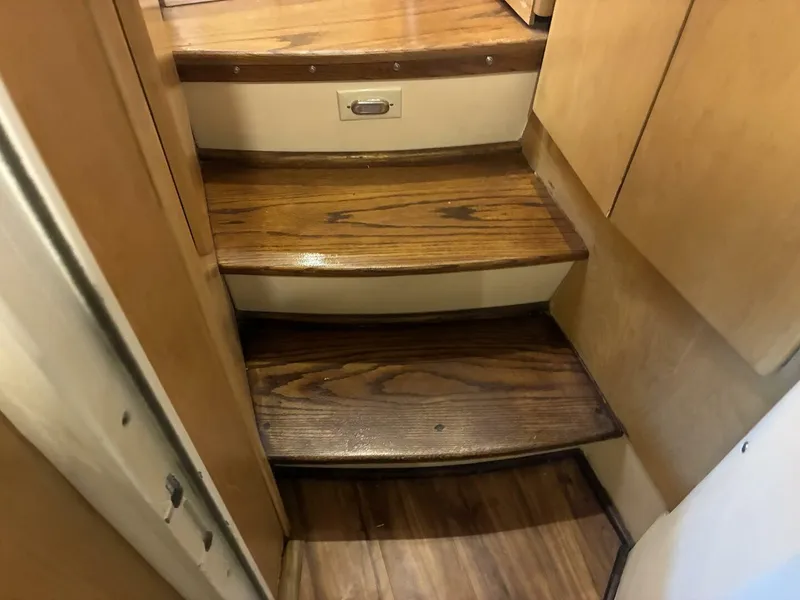 Slide: The Image of Carver 455 Aft Cabin Companionway steps going from master cabin to salon - 5961610