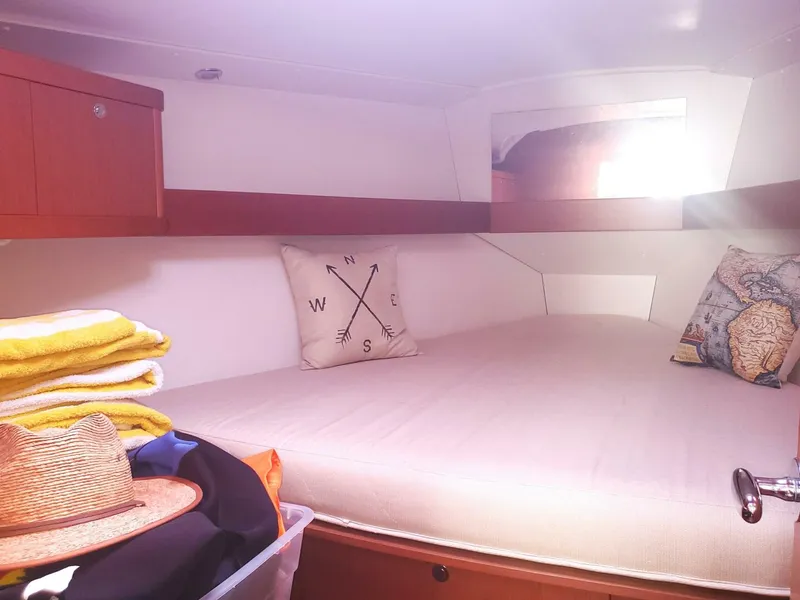 Slide: The Image of Beneteau Oceanis 2015 - 5988500