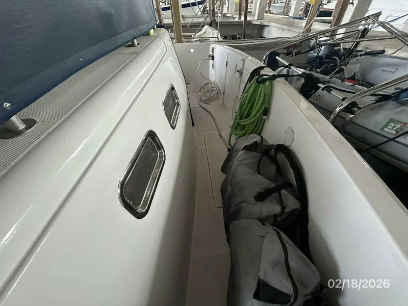 Slide: The Image of 43' Mainship aftdeck starboard - 5961180