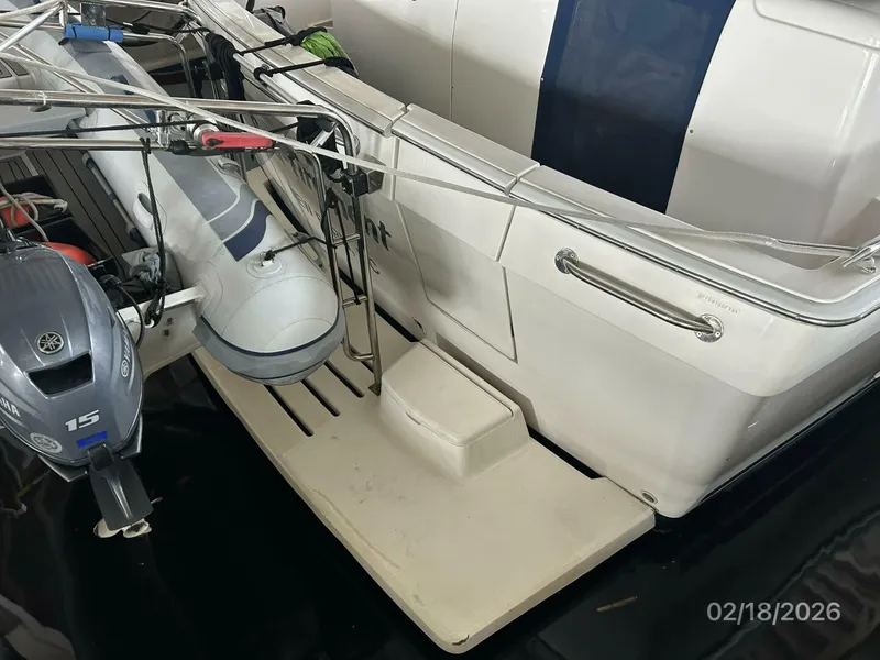 Slide: The Image of 43' Mainship swimplatform - 5961290