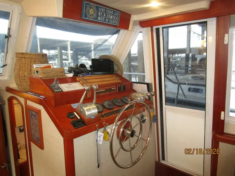 Slide: The Image of 43' Mainship lower helm1 - 5961256