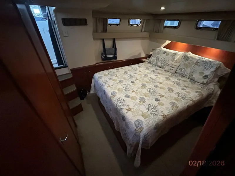 Slide: The Image of 43' Mainship master stateroom1 - 5961262