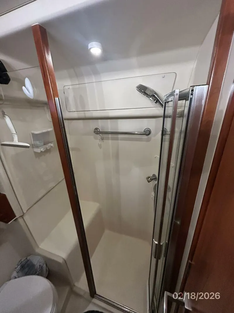 Slide: The Image of 43' Mainship guest stateroom shower - 5961211