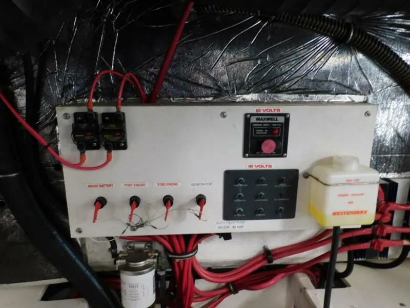 Slide: The Image of Tiara 3500 Express 1995 - 5961167