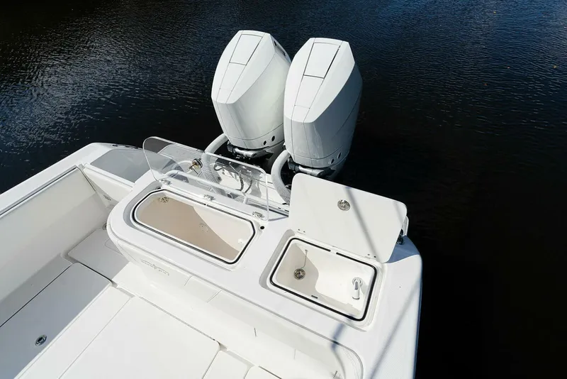 Slide: The Image of Invincible 33 2024 - 5961683