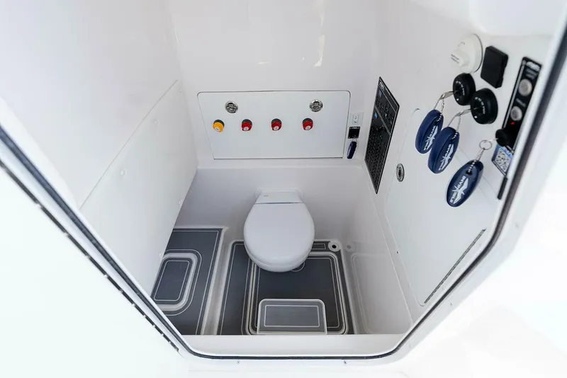 Slide: The Image of Invincible 33 2024 - 5961692