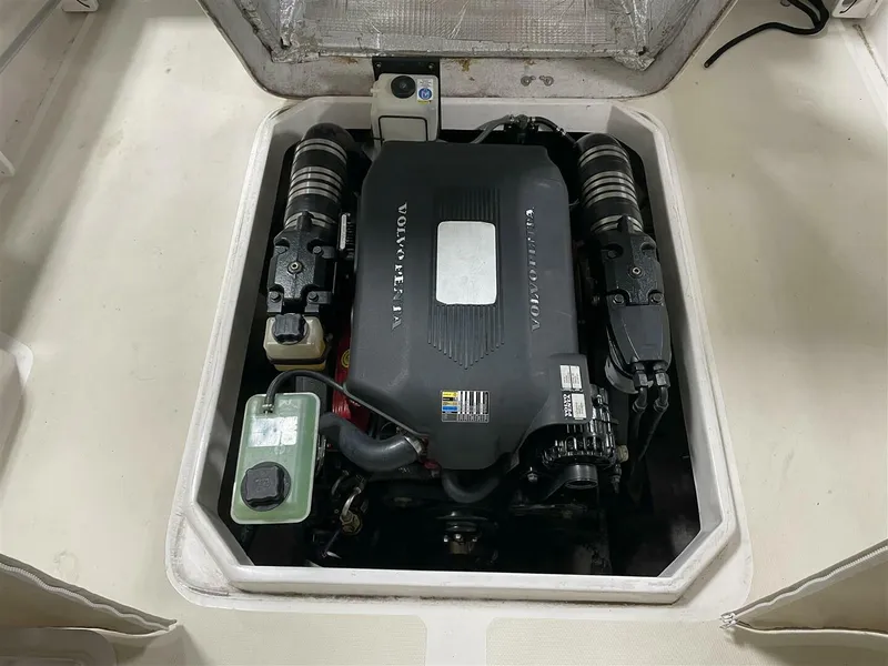 Slide: The Image of Hunt 25 Surfhunter 2005 - 5962378