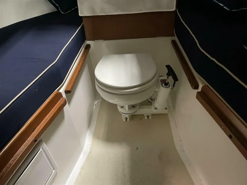 Slide: The Image of Hunt 25 Surfhunter 2005 - 5962383