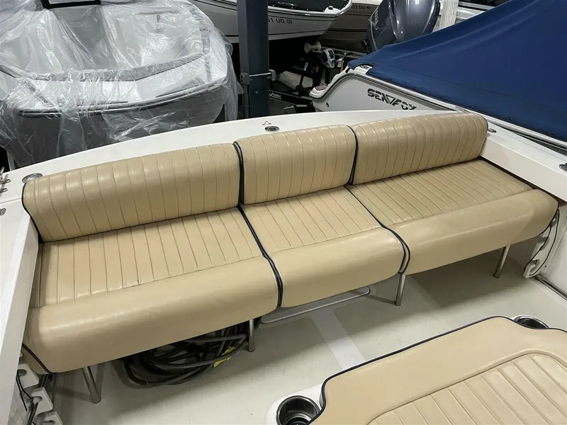 Slide: The Image of Hunt 25 Surfhunter 2005 - 5962367