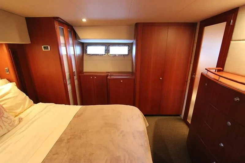 Slide: The Image of 0005571039 - 5961834