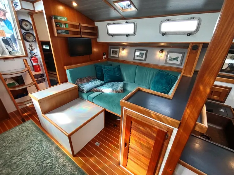 Slide: The Image of Cascade 42 1988 - 5962147