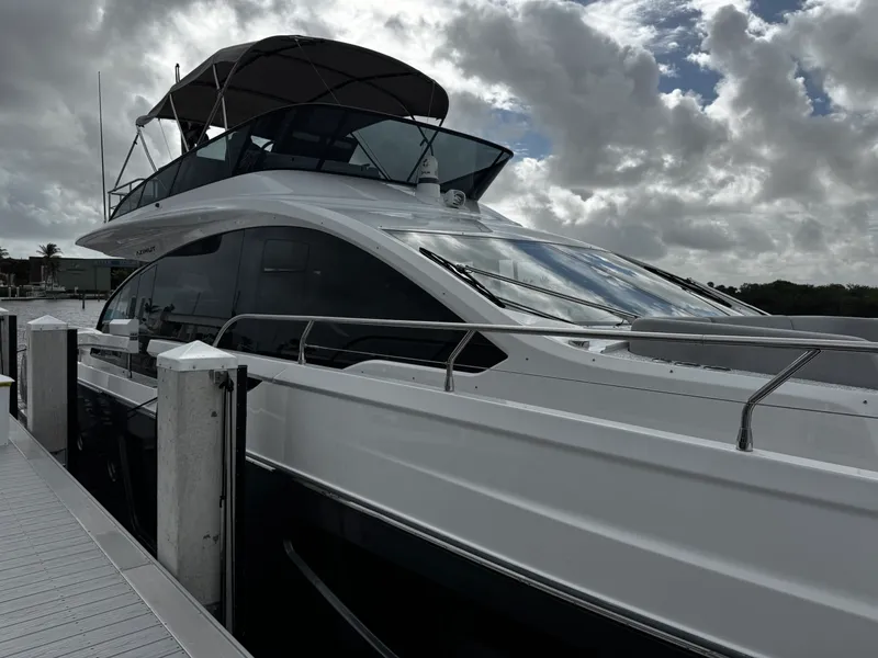 The Image of Azimut S7 2026 - 3