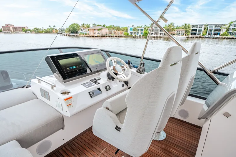 Slide: The Image of Azimut S7 2026 - 8065485