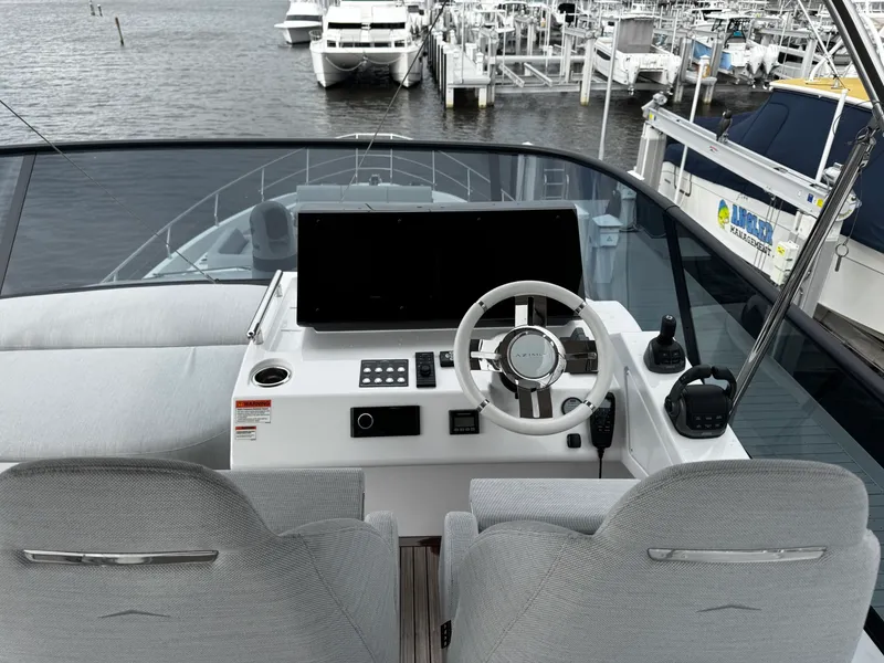 Slide: The Image of Azimut S7 2026 - 6084709