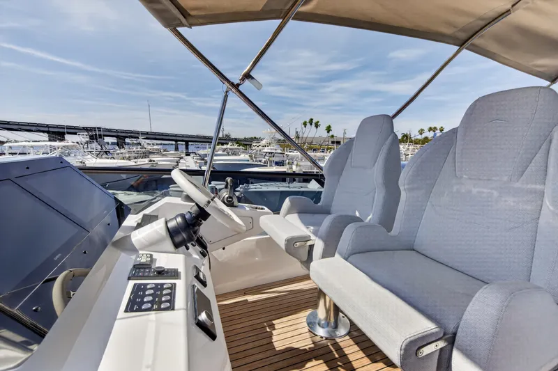 Slide: The Image of Azimut S7 2026 - 7227109