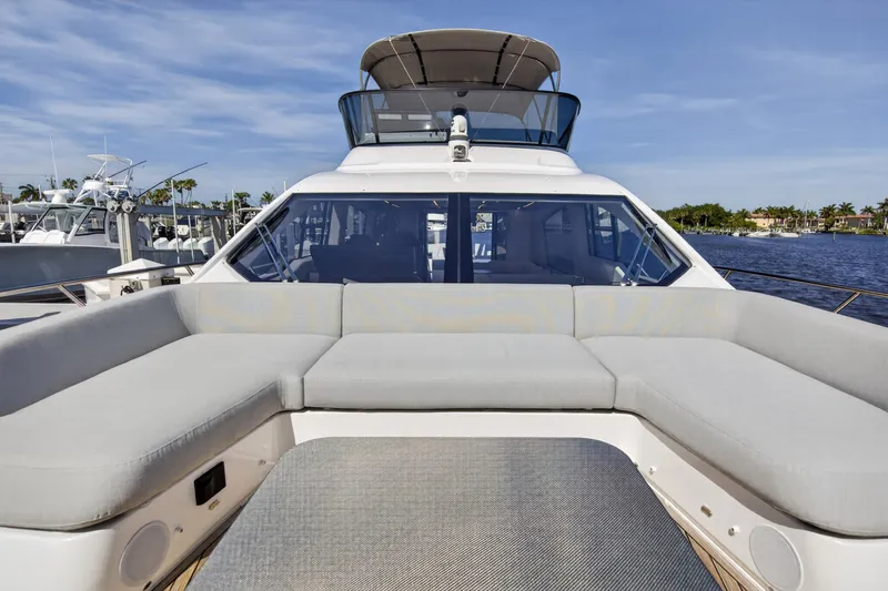 Slide: The Image of Azimut S7 2026 - 7227135