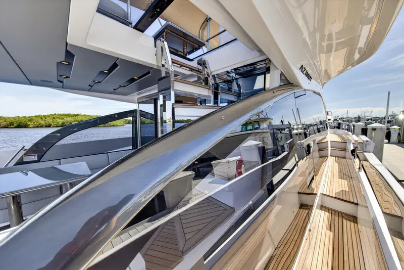 Slide: The Image of Azimut S7 2026 - 7227125