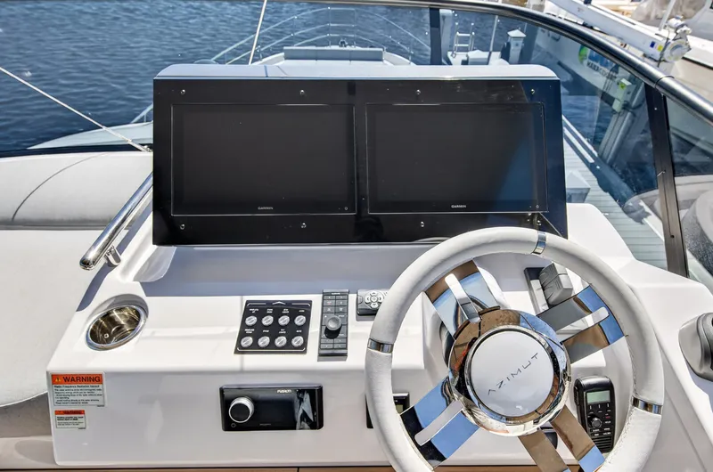 Slide: The Image of Azimut S7 2026 - 7227107