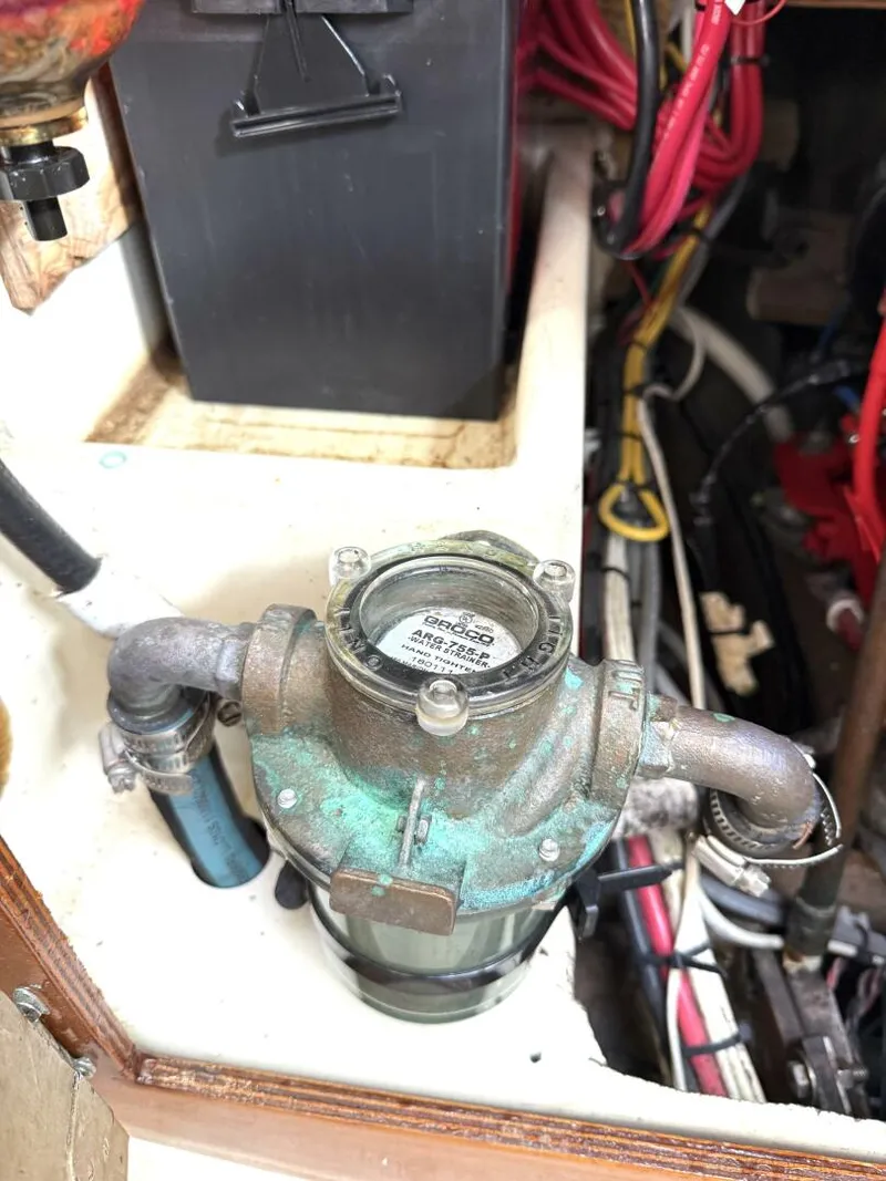 Slide: The Image of Pearson 35 1974 - 5965641