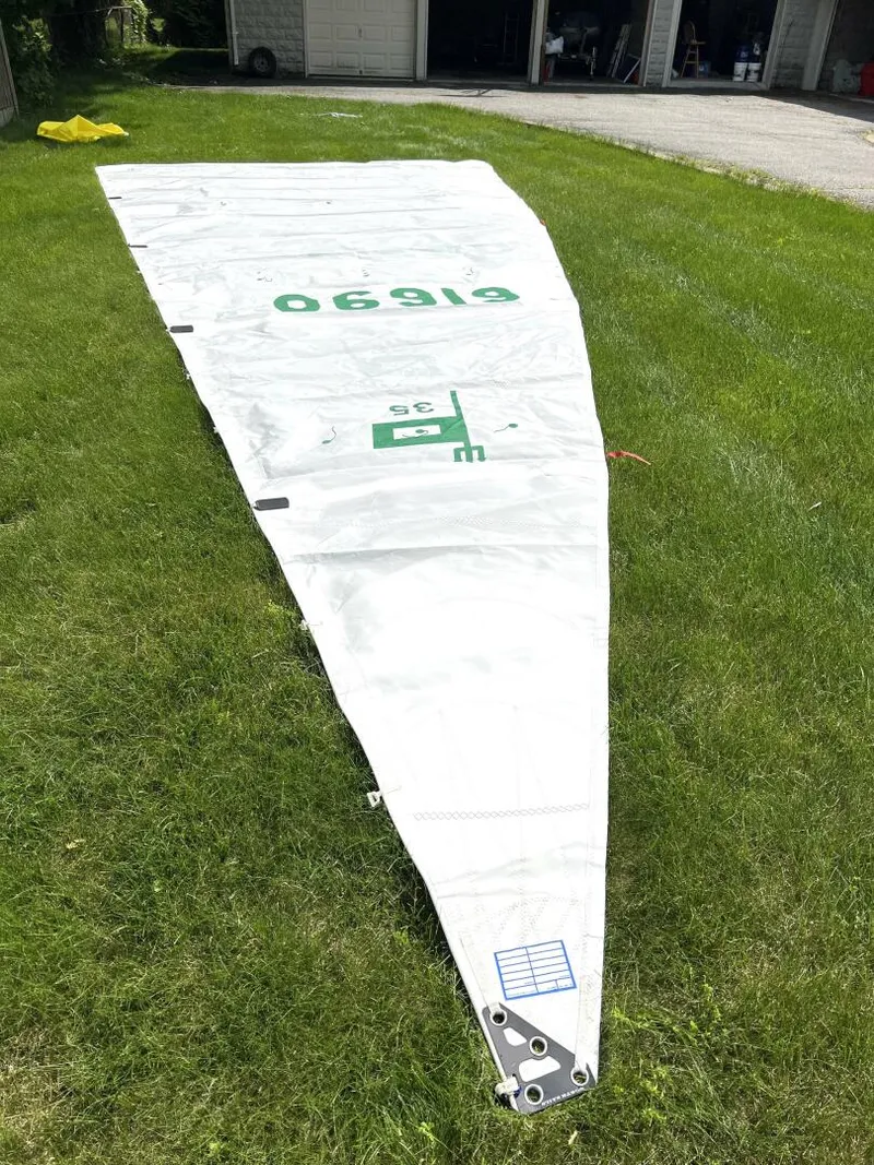 Slide: The Image of Pearson 35 1974 - 5965580