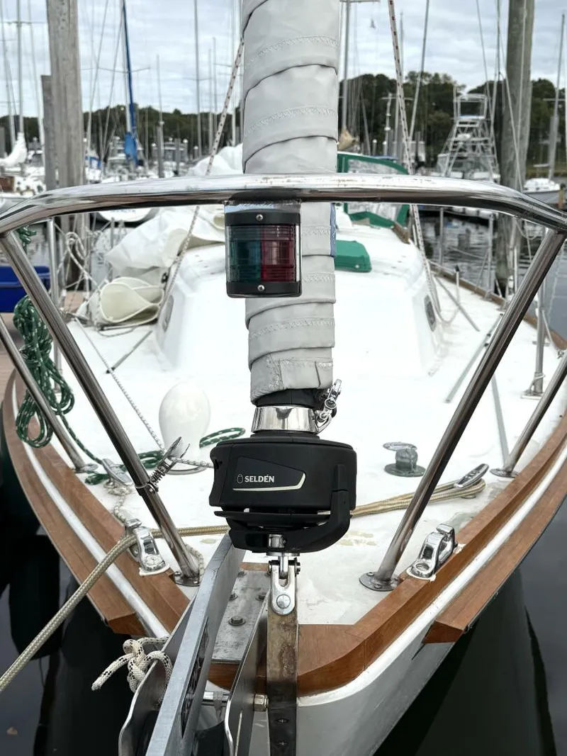 Slide: The Image of Pearson 35 1974 - 5965668