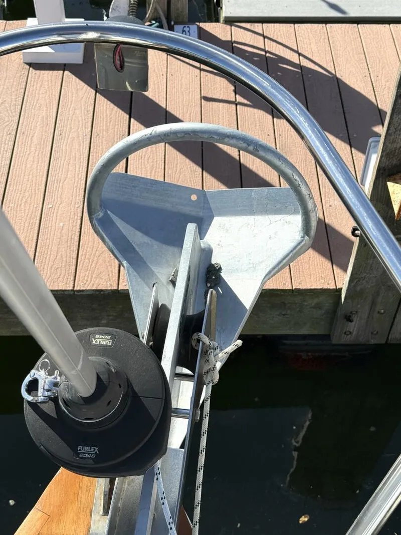 Slide: The Image of Pearson 35 1974 - 5965625