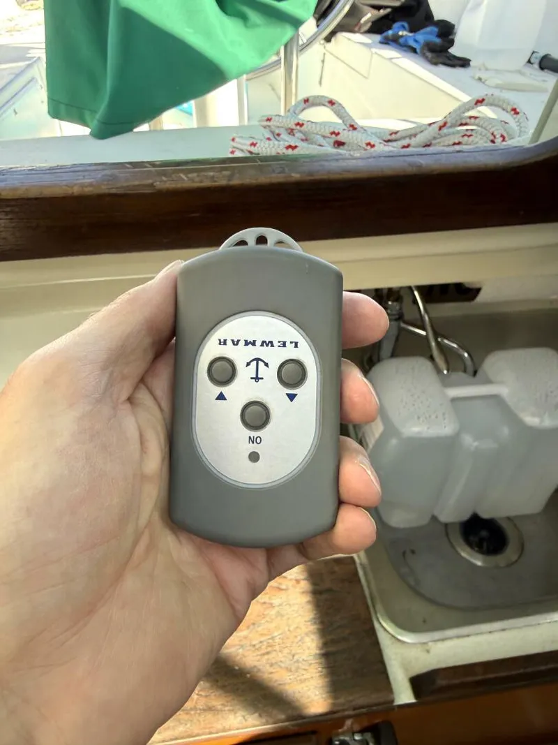 Slide: The Image of Pearson 35 1974 - 5965647