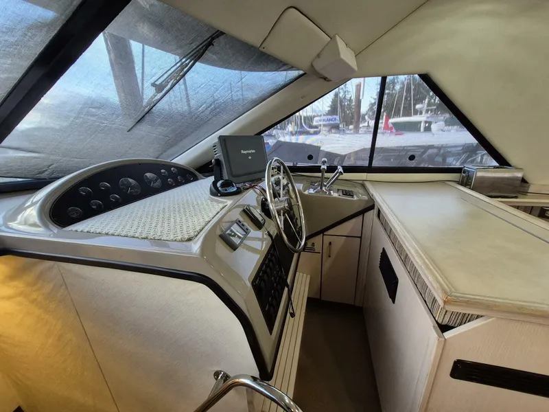 Slide: The Image of Bayliner 39 1996 - 5962917