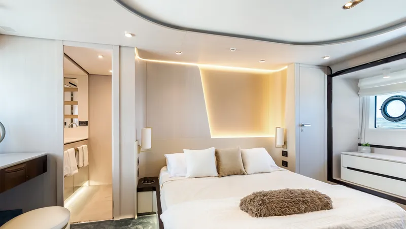 Slide: The Image of Azimut 78 FLY 2025 - 5963067