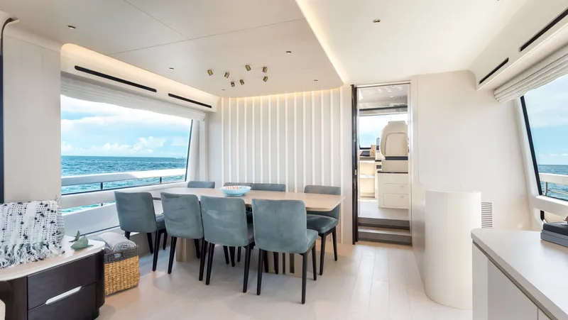 Slide: The Image of Azimut 78 FLY 2025 - 5963078