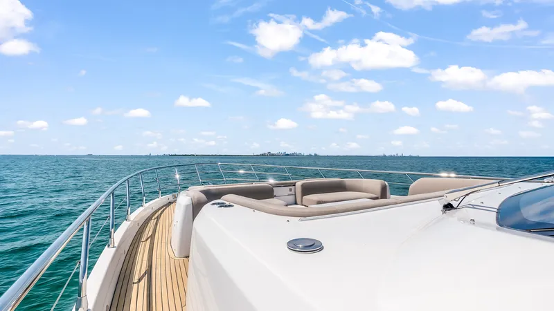 Slide: The Image of Azimut 78 FLY 2025 - 5963085
